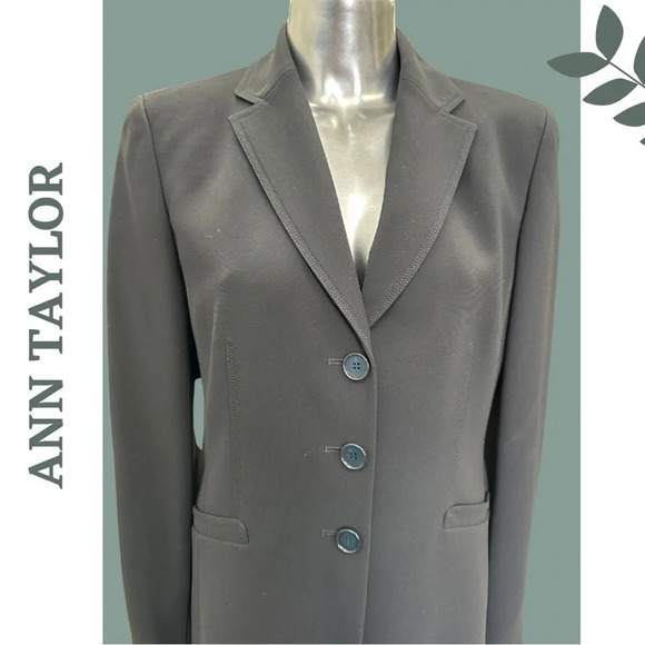 Ann Taylor Black Blazer Single
Breasted 3  Button Lined Jkt Notch
Collar Size 8 - Picture 4 of 7